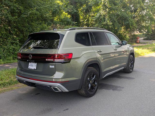 2025 Volkswagen Atlas 2.0T Peak Edition