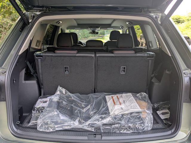 2025 Volkswagen Atlas 2.0T Peak Edition