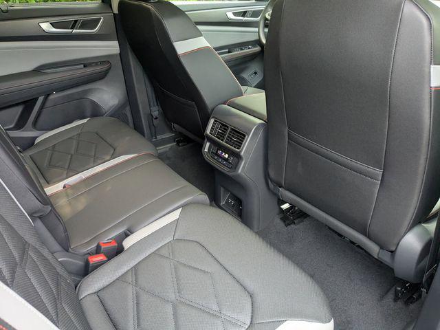 2025 Volkswagen Atlas 2.0T Peak Edition