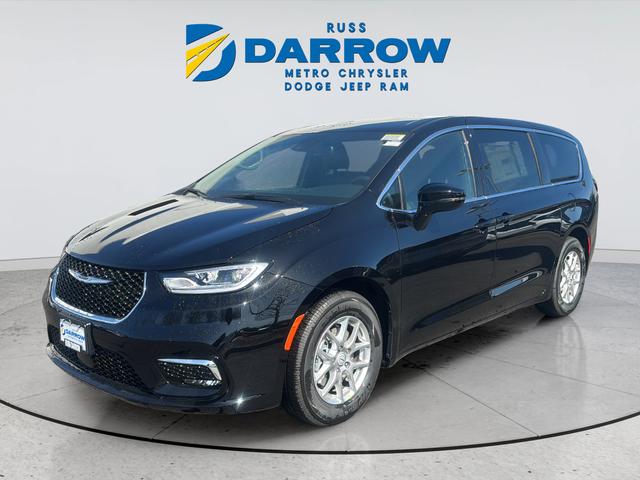 2026 Chrysler Pacifica Select for sale in Milwaukee, WI