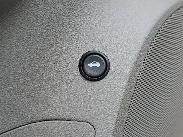 2008 Saturn Aura XE