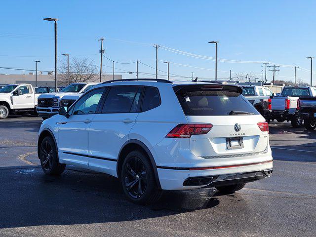 2024 Volkswagen Tiguan 2.0T SE R-Line Black
