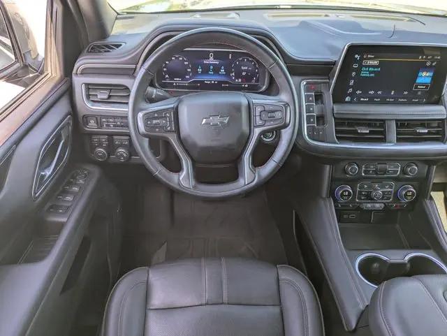 2023 Chevrolet Suburban 4WD RST