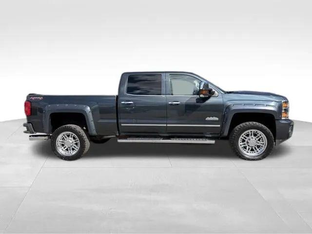 2017 Chevrolet Silverado 2500HD High Country