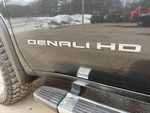 2022 GMC Sierra 2500HD 4WD Crew Cab Standard Bed Denali