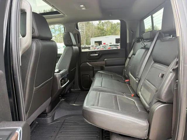 2022 GMC Sierra 2500HD 4WD Crew Cab Standard Bed Denali