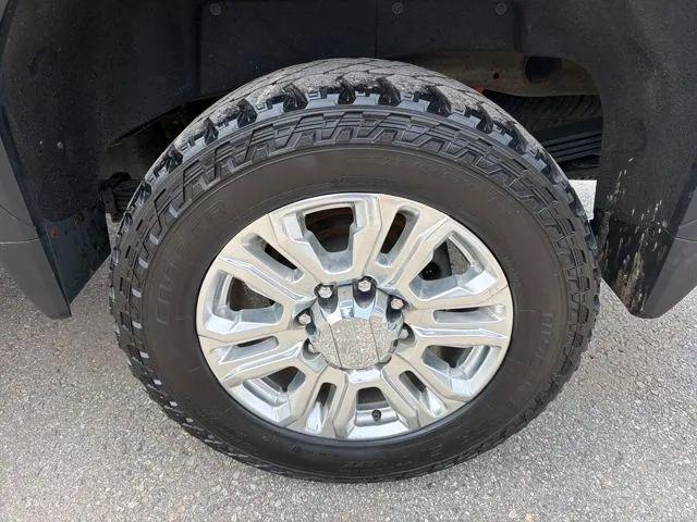 2022 GMC Sierra 2500HD 4WD Crew Cab Standard Bed Denali