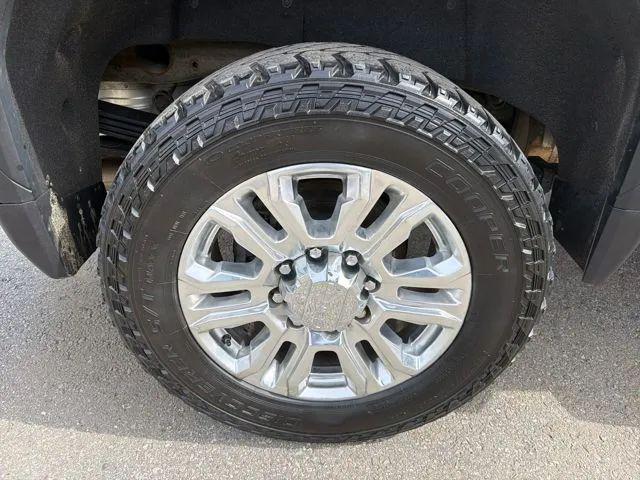 2022 GMC Sierra 2500HD 4WD Crew Cab Standard Bed Denali