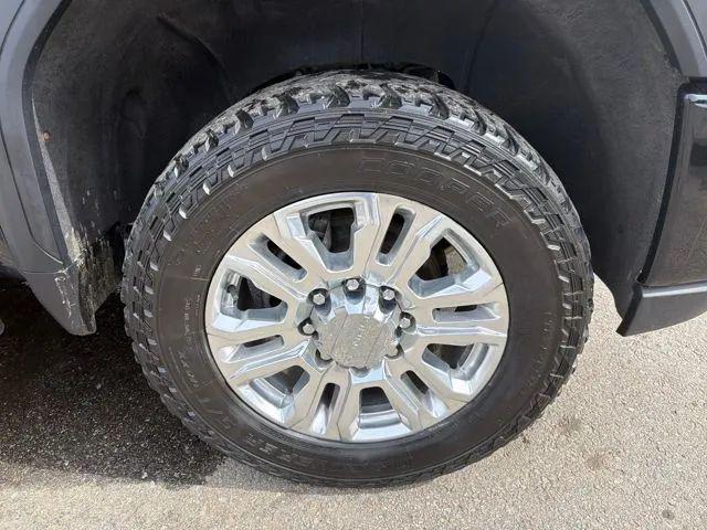 2022 GMC Sierra 2500HD 4WD Crew Cab Standard Bed Denali