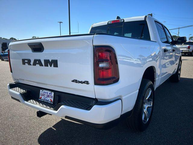 2025 Ram 1500 Tradesman Crew Cab 4x4 5'7" Box