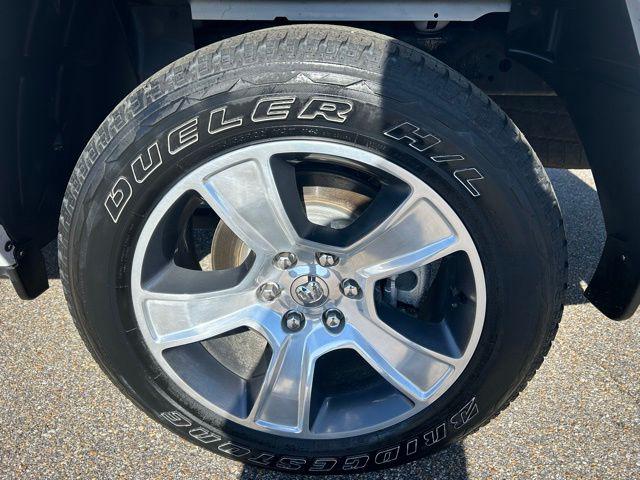 2025 Ram 1500 Tradesman Crew Cab 4x4 5'7" Box