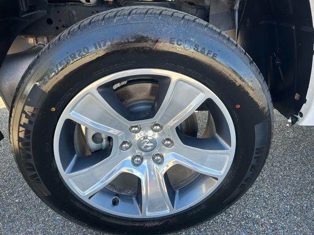 2025 Ram 1500 Tradesman Crew Cab 4x4 5'7" Box