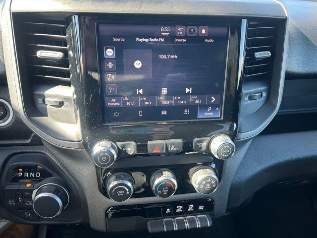 2025 Ram 1500 Tradesman Crew Cab 4x4 5'7" Box
