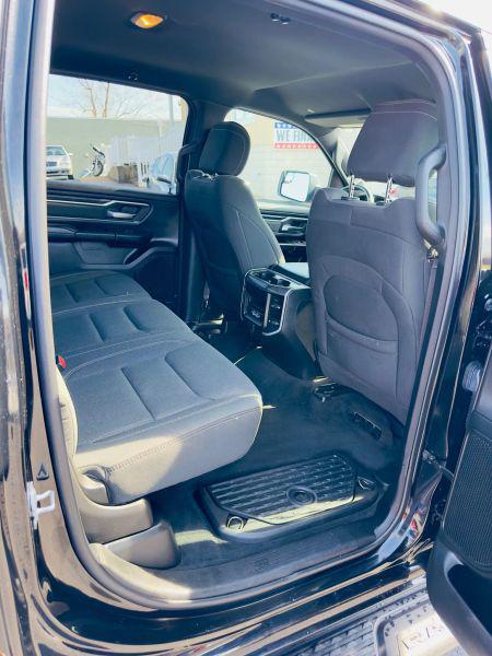 2021 Ram 1500 Big Horn Crew Cab 4x4 5'7" Box