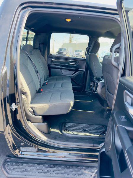 2021 Ram 1500 Big Horn Crew Cab 4x4 5'7" Box