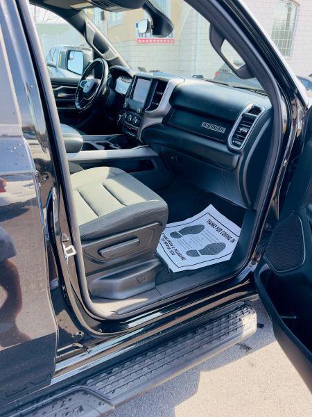 2021 Ram 1500 Big Horn Crew Cab 4x4 5'7" Box