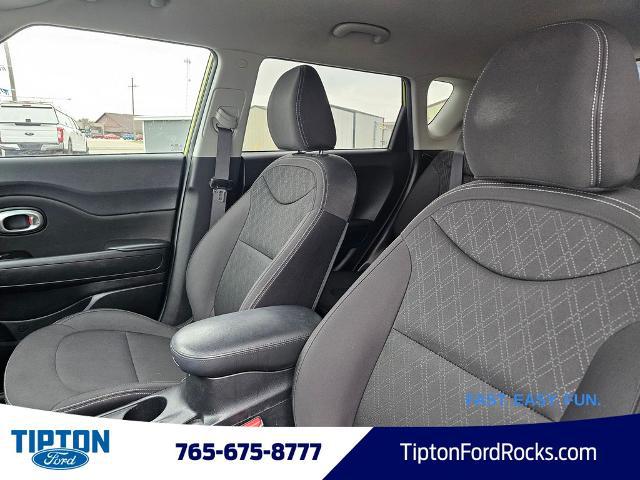2015 Kia Soul Base