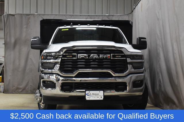 2026 RAM 3500 Chassis RAM 3500 TRADESMAN CHASSIS REGULAR CAB 4X4 84 CA