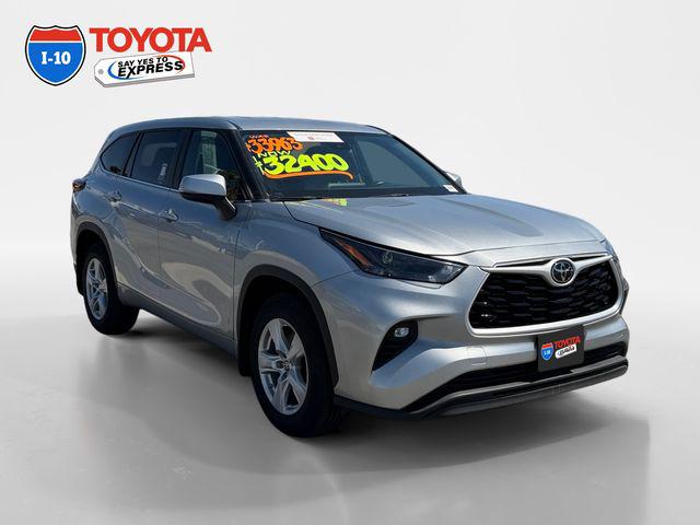 2024 Toyota Highlander LE