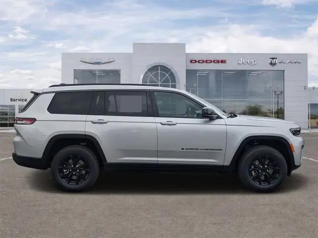 2026 Jeep Grand Cherokee L Altitude 4x4