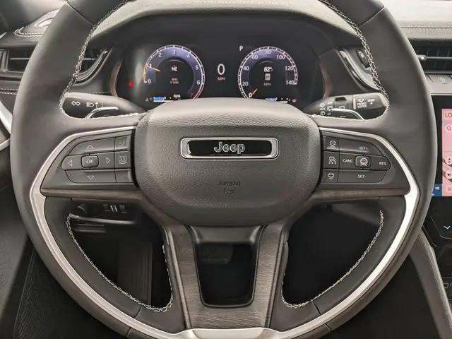 2026 Jeep Grand Cherokee L Altitude 4x4