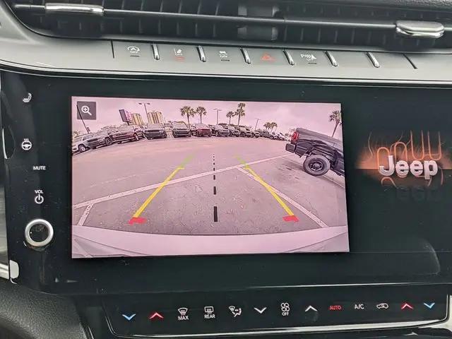 2026 Jeep Grand Cherokee L Altitude 4x4