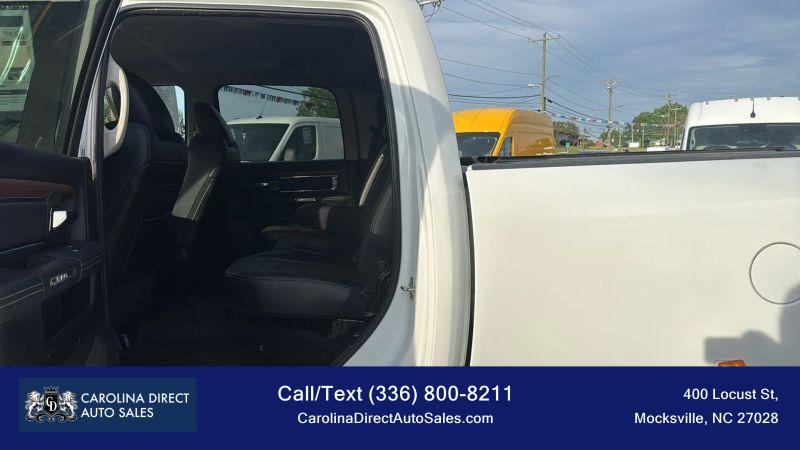 2017 Ram 3500 Laramie Crew Cab 4x4 8' Box