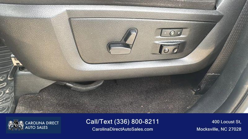 2017 Ram 3500 Laramie Crew Cab 4x4 8' Box