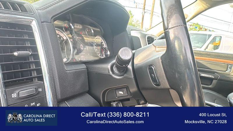 2017 Ram 3500 Laramie Crew Cab 4x4 8' Box