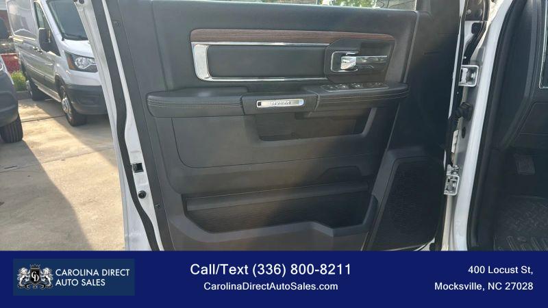 2017 Ram 3500 Laramie Crew Cab 4x4 8' Box