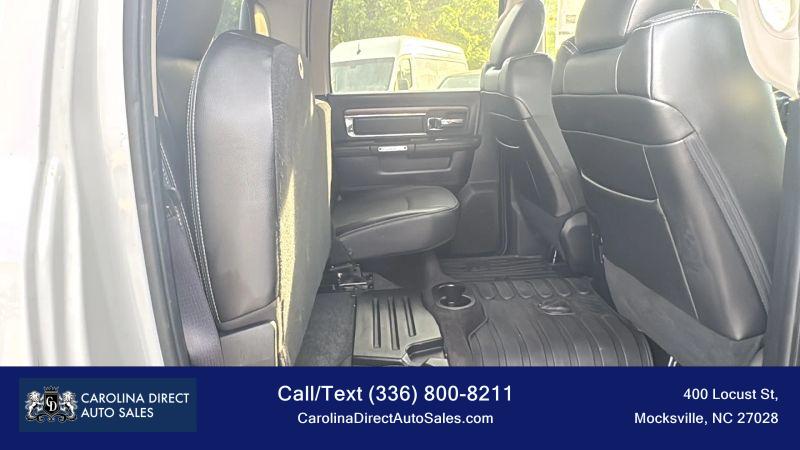 2017 Ram 3500 Laramie Crew Cab 4x4 8' Box