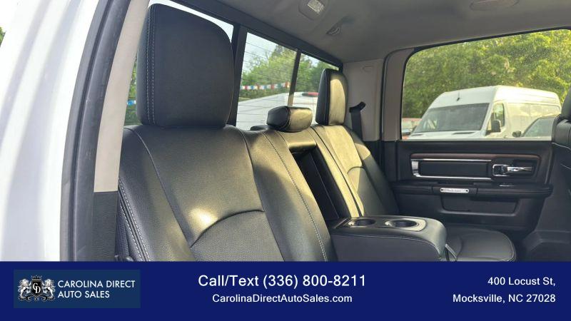 2017 Ram 3500 Laramie Crew Cab 4x4 8' Box
