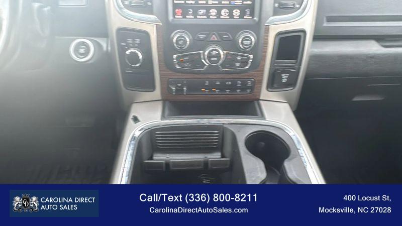 2017 Ram 3500 Laramie Crew Cab 4x4 8' Box