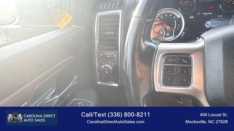2017 Ram 3500 Laramie Crew Cab 4x4 8' Box
