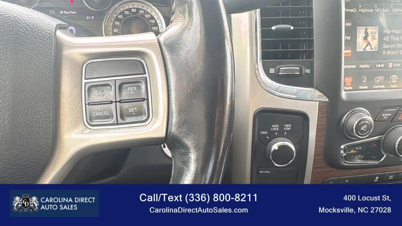 2017 Ram 3500 Laramie Crew Cab 4x4 8' Box
