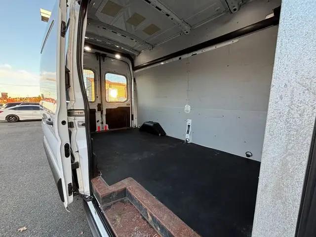 2019 Ford Transit T-250