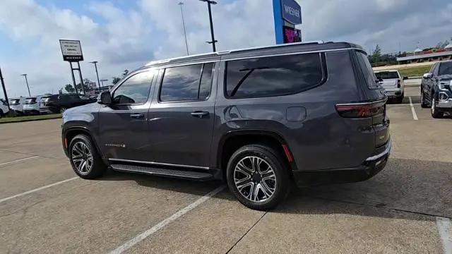 2024 Jeep Wagoneer Series I 4x2