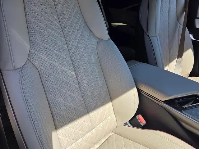 2026 Cadillac iQ Signature Luxury AWD