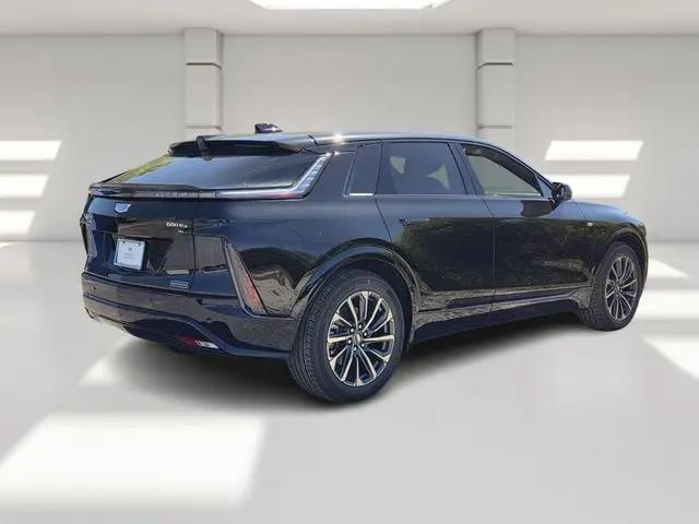 2026 Cadillac iQ Sport AWD