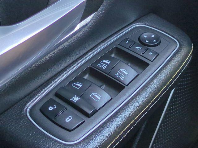 2022 Ram 1500 Laramie Crew Cab 4x4 5'7" Box