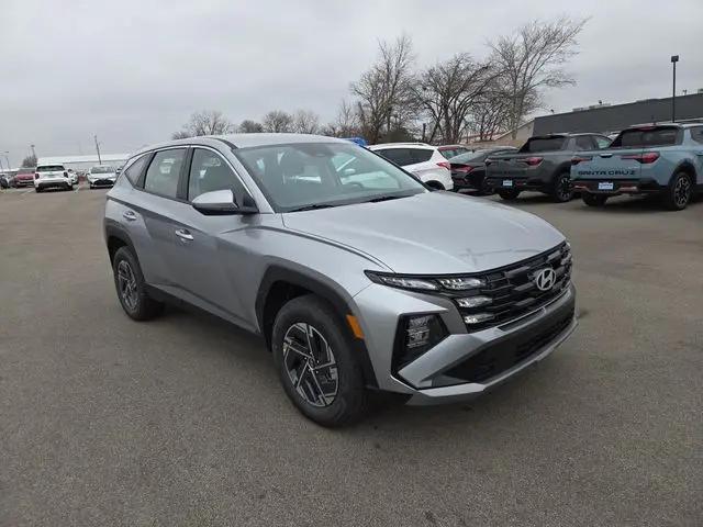 2026 Hyundai Tucson Hybrid Blue SE
