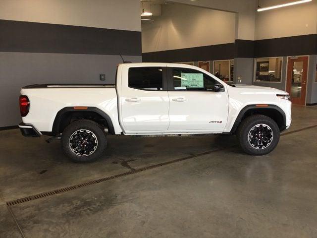 2026 GMC Canyon AT4, 4WD