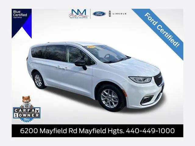 2024 Chrysler Pacifica Touring L for sale in Mayfield Heights, OH