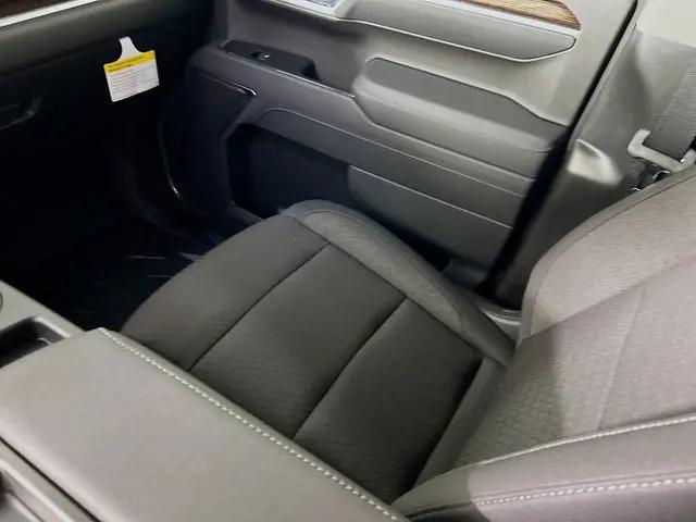 2026 GMC Sierra 1500 Double Cab, Standard Bed, SLE, 4WD