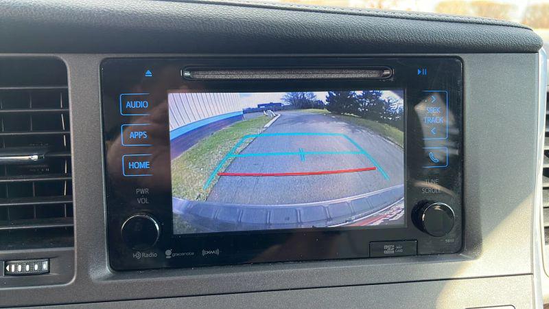 2017 Toyota Sienna XLE Premium 8 Passenger