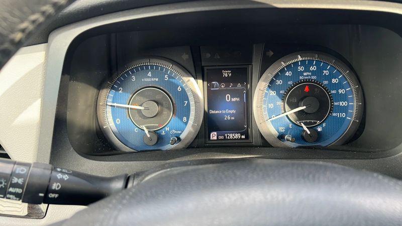 2017 Toyota Sienna XLE Premium 8 Passenger