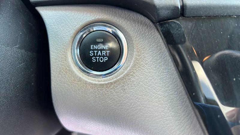 2017 Toyota Sienna XLE Premium 8 Passenger