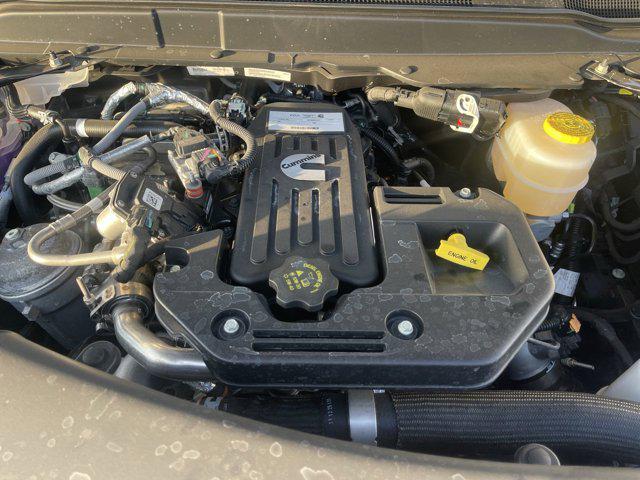 2026 Ram 3500 Laramie Crew Cab 4x4 8 Box