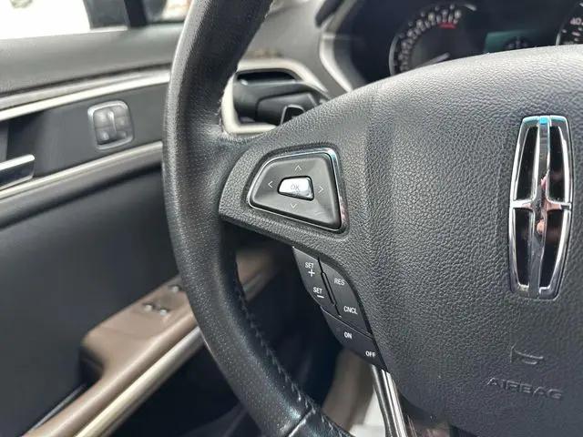 2013 Lincoln MKZ FWD