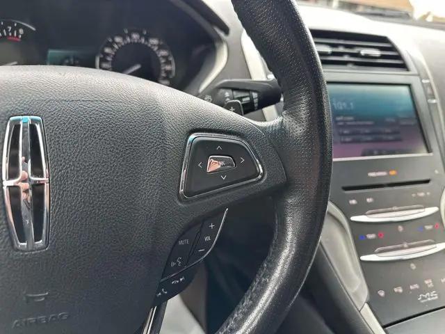 2013 Lincoln MKZ FWD